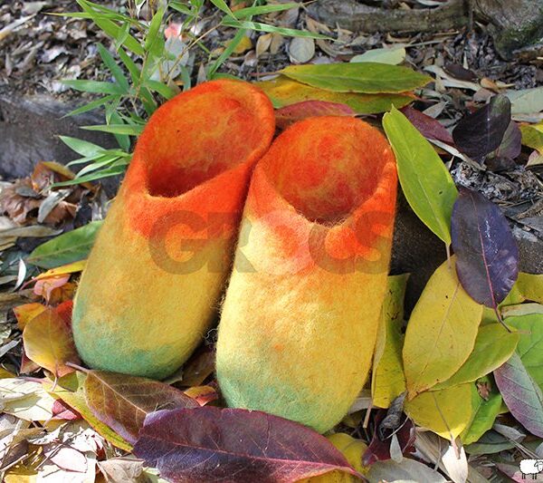 zapatillas de fieltro abiertas